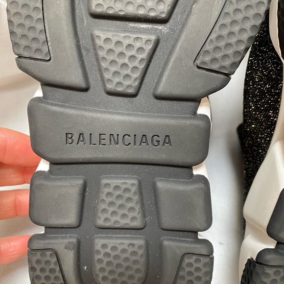 NIB Balenciaga SPEED TRAINERS Black/gold, 34 - Picture 12 of 16